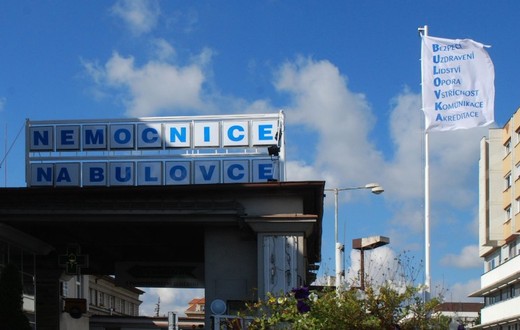 Nemocnice_Na_Bulovce.jpg